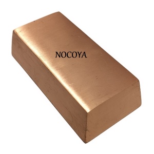 Copper ingot, polished.
